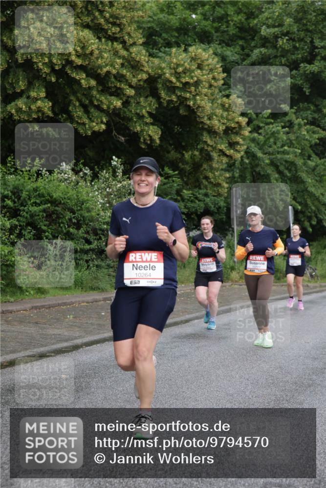 14.06.2026 - REWE Women's Run Jannik Wohlers http://msf.ph/oto/9794570 14.06.2026 09:54:54 Laufen 10264, 7 meine-sportfotos.de