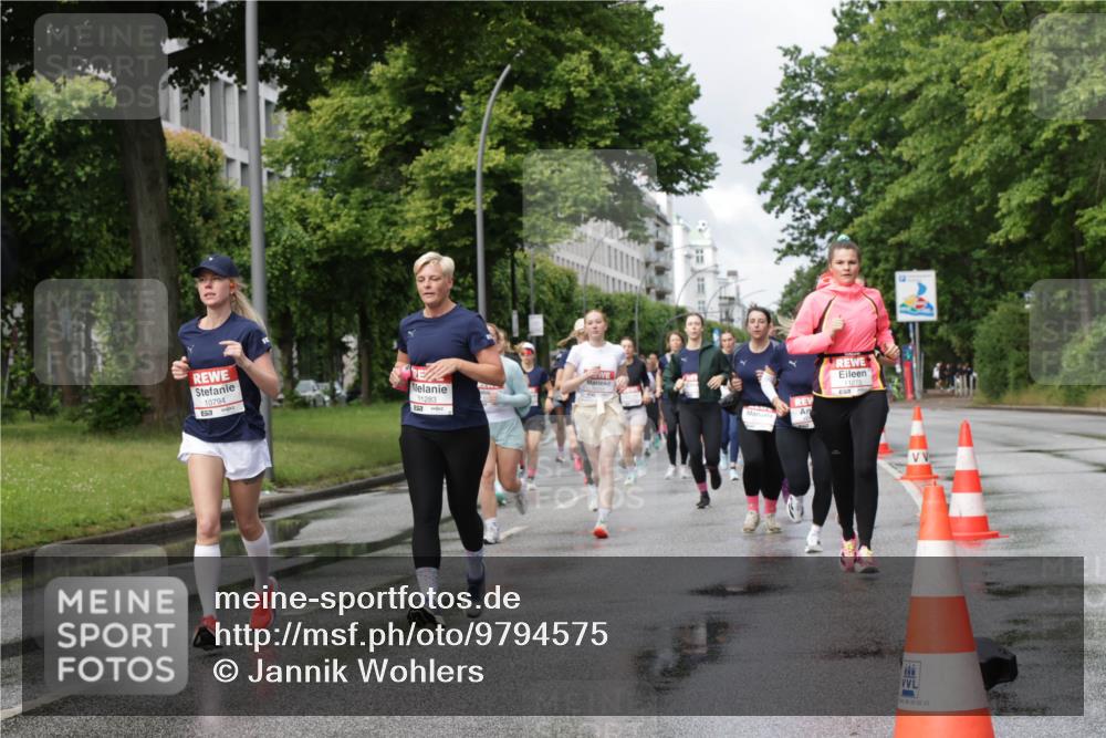 14.06.2026 - REWE Women's Run Jannik Wohlers http://msf.ph/oto/9794575 14.06.2026 09:08:36 Laufen 10794, 657, 11283, 11273, 66, 93, 02, 22 meine-sportfotos.de