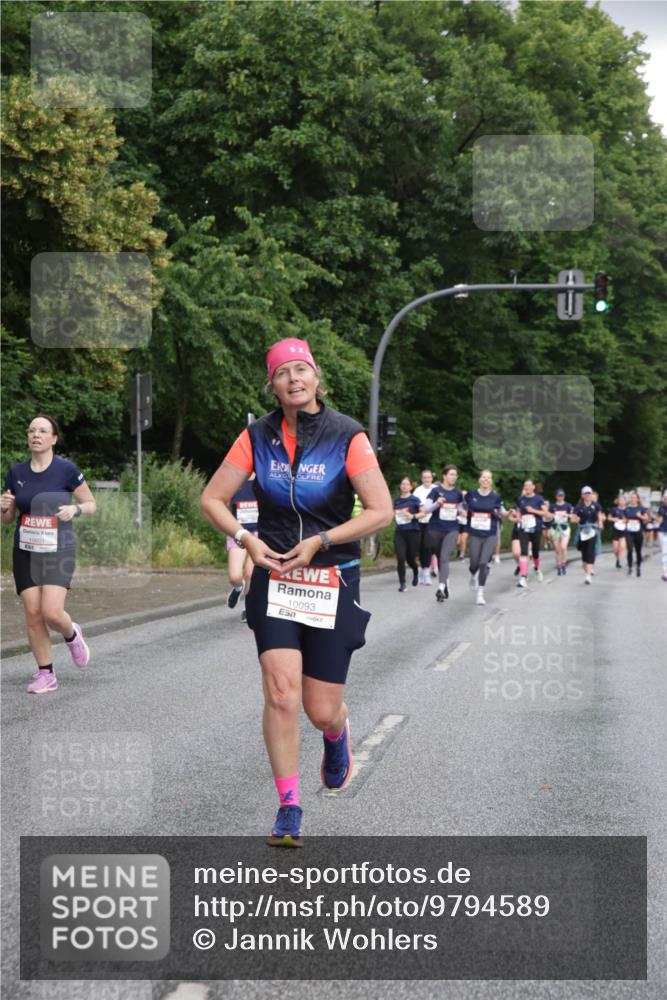 14.06.2026 - REWE Women's Run Jannik Wohlers http://msf.ph/oto/9794589 14.06.2026 09:54:57 Laufen 10093 meine-sportfotos.de