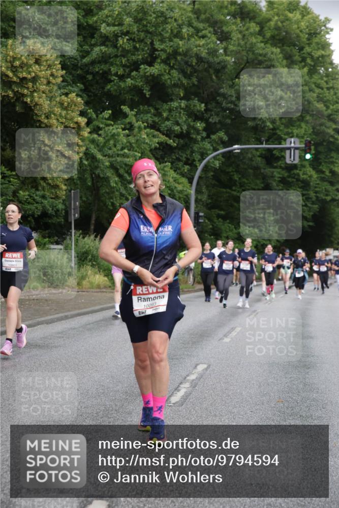 14.06.2026 - REWE Women's Run Jannik Wohlers http://msf.ph/oto/9794594 14.06.2026 09:54:57 Laufen 10801, 10093, 517 meine-sportfotos.de