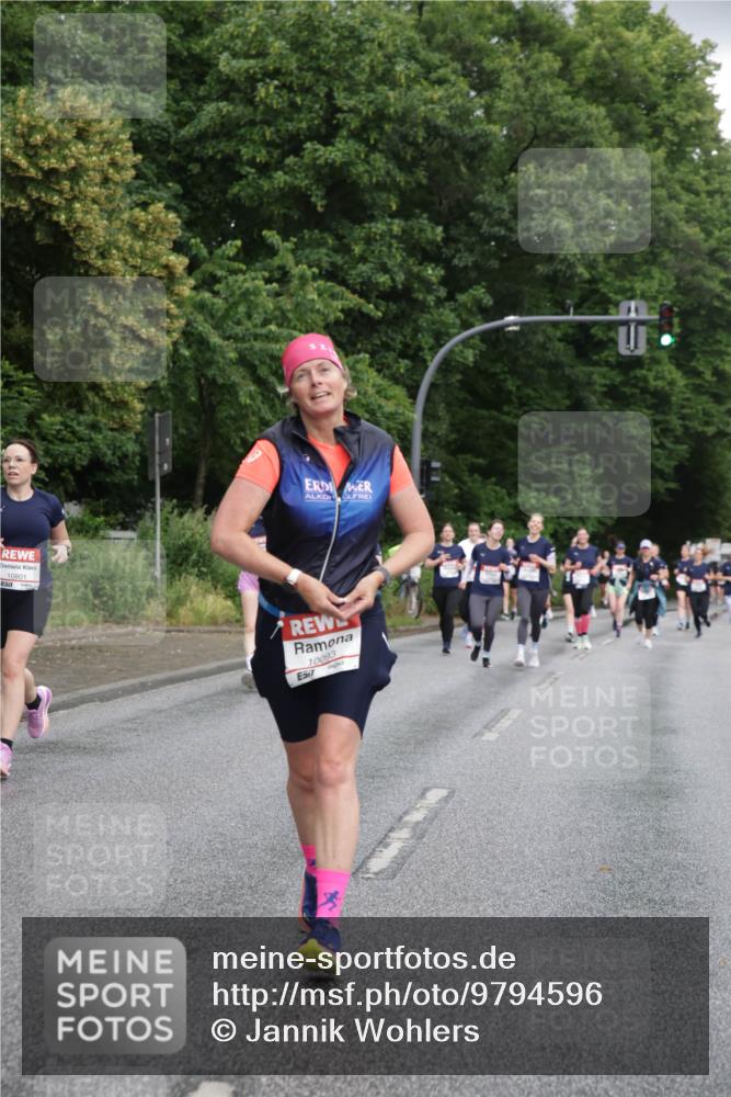 14.06.2026 - REWE Women's Run Jannik Wohlers http://msf.ph/oto/9794596 14.06.2026 09:54:57 Laufen 10801, 7, 10093, 57 meine-sportfotos.de
