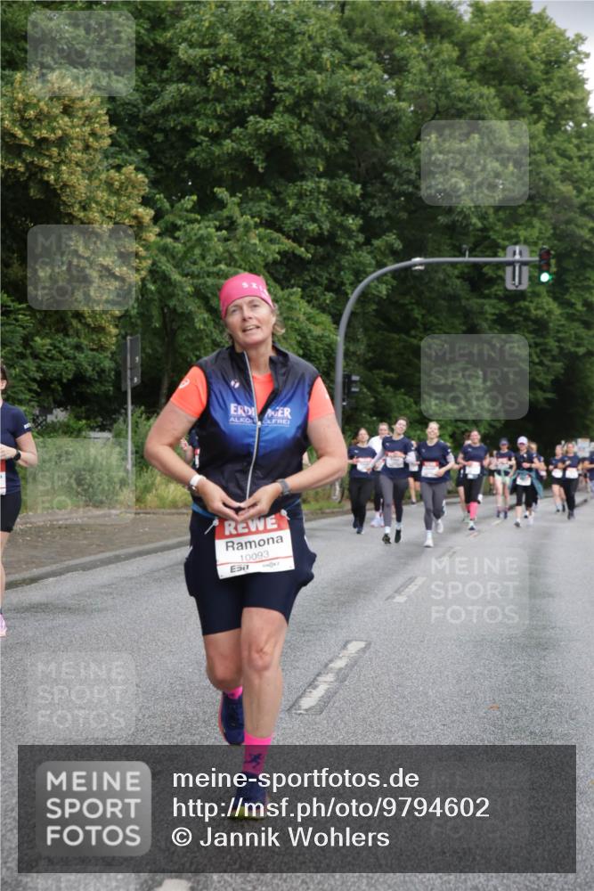 14.06.2026 - REWE Women's Run Jannik Wohlers http://msf.ph/oto/9794602 14.06.2026 09:54:57 Laufen 10093, 50 meine-sportfotos.de