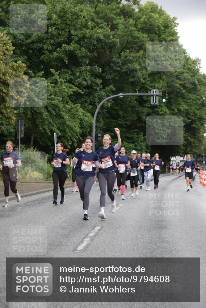 14.06.2026 - REWE Women's Run Jannik Wohlers http://msf.ph/oto/9794608 14.06.2026 09:55:01 Laufen 10190 meine-sportfotos.de