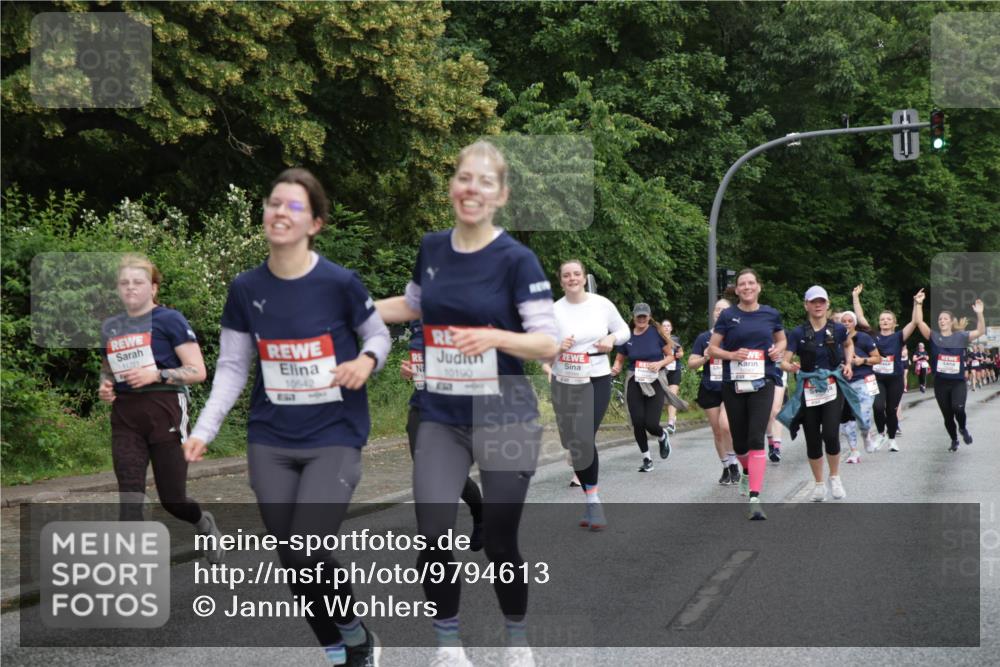 14.06.2026 - REWE Women's Run Jannik Wohlers http://msf.ph/oto/9794613 14.06.2026 09:55:03 Laufen 11221, 10542, 10190, 133 meine-sportfotos.de