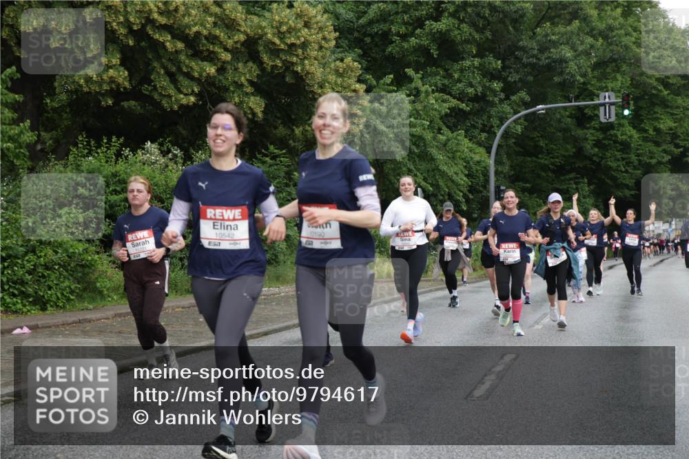 14.06.2026 - REWE Women's Run Jannik Wohlers http://msf.ph/oto/9794617 14.06.2026 09:55:03 Laufen 11221, 10542, 57, 701, 10190 meine-sportfotos.de