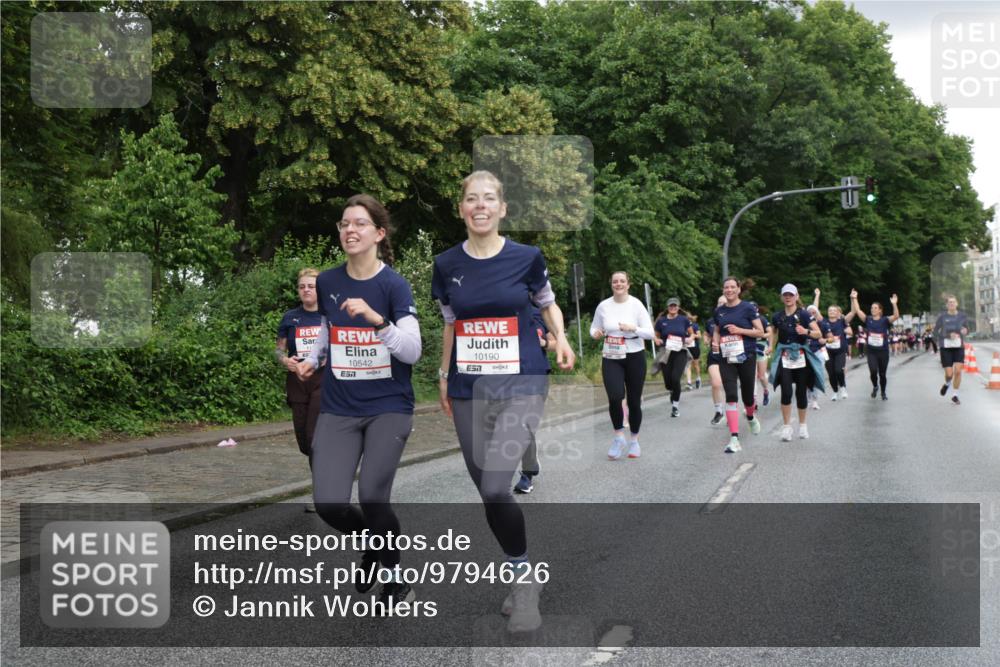 14.06.2026 - REWE Women's Run Jannik Wohlers http://msf.ph/oto/9794626 14.06.2026 09:55:03 Laufen 10542, 7, 10190, 7 meine-sportfotos.de