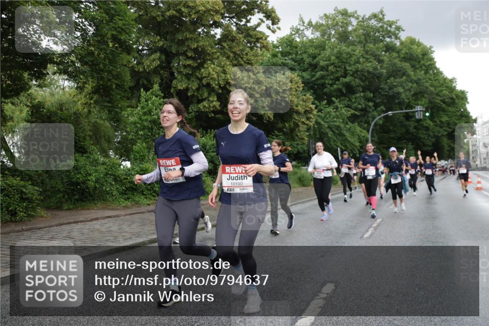 14.06.2026 - REWE Women's Run Jannik Wohlers http://msf.ph/oto/9794637 14.06.2026 09:55:03 Laufen 10190, 7 meine-sportfotos.de
