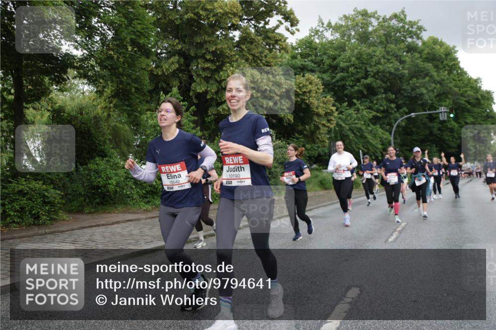 14.06.2026 - REWE Women's Run Jannik Wohlers http://msf.ph/oto/9794641 14.06.2026 09:55:03 Laufen 10542, 10190 meine-sportfotos.de