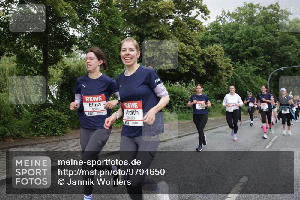 14.06.2026 - REWE Women's Run Jannik Wohlers http://msf.ph/oto/9794650 14.06.2026 09:55:04 Laufen 10542, 7, 10190 meine-sportfotos.de