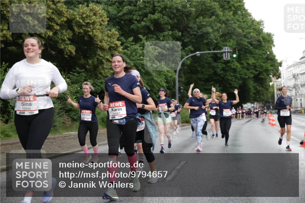 14.06.2026 - REWE Women's Run Jannik Wohlers http://msf.ph/oto/9794657 14.06.2026 09:55:05 Laufen 10349, 51, 53, 10567, 854 meine-sportfotos.de