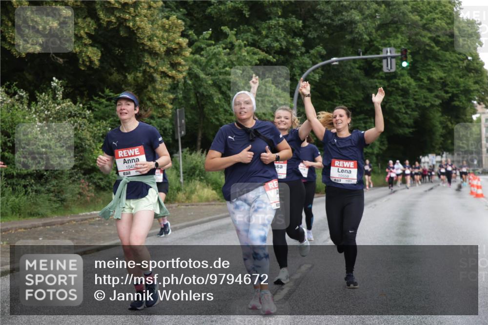 14.06.2026 - REWE Women's Run Jannik Wohlers http://msf.ph/oto/9794672 14.06.2026 09:55:07 Laufen 1045, 7, 10558, 6577 meine-sportfotos.de