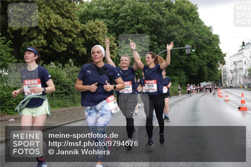 14.06.2026 - REWE Women's Run Jannik Wohlers http://msf.ph/oto/9794676 14.06.2026 09:55:08 Laufen 7, 0982, 1127, 7, 10558, 7 meine-sportfotos.de