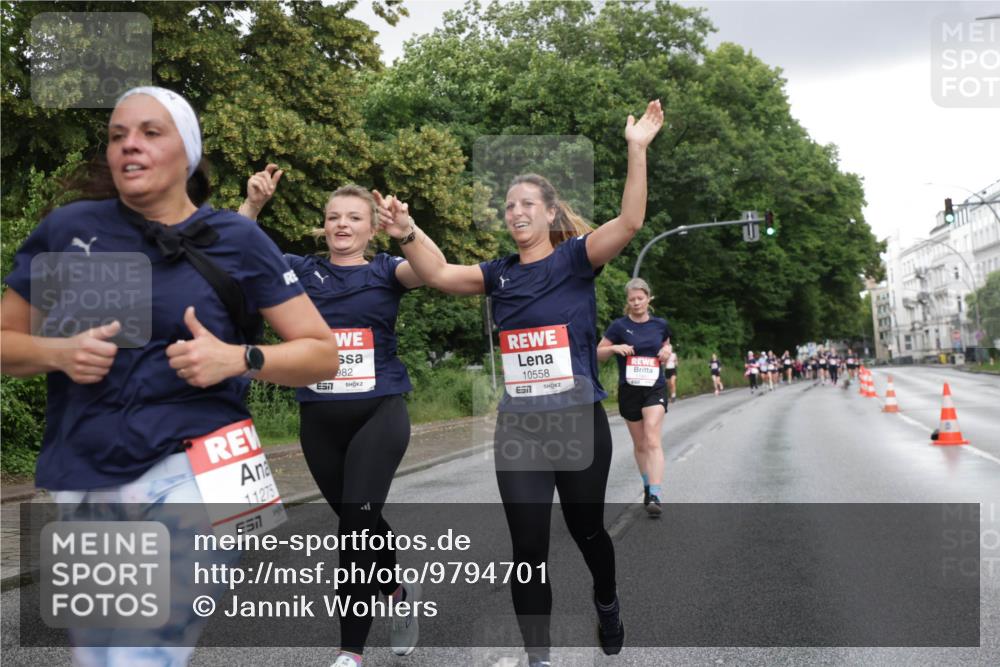 14.06.2026 - REWE Women's Run Jannik Wohlers http://msf.ph/oto/9794701 14.06.2026 09:55:09 Laufen 11275, 982, 10558, 7 meine-sportfotos.de