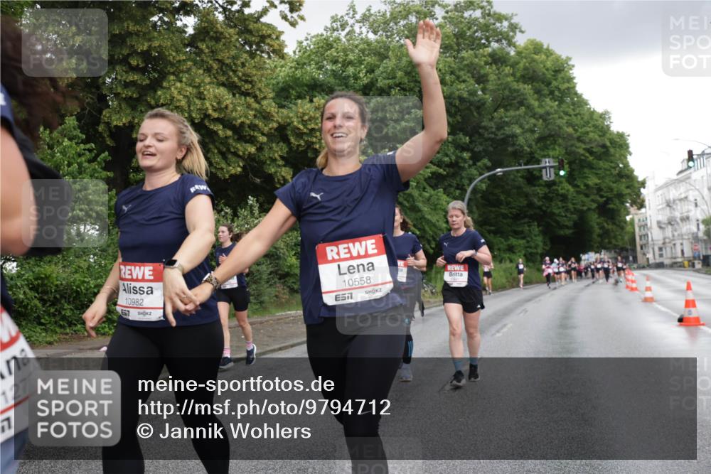 14.06.2026 - REWE Women's Run Jannik Wohlers http://msf.ph/oto/9794712 14.06.2026 09:55:09 Laufen 7, 1275, 10982, 10558, 1144 meine-sportfotos.de