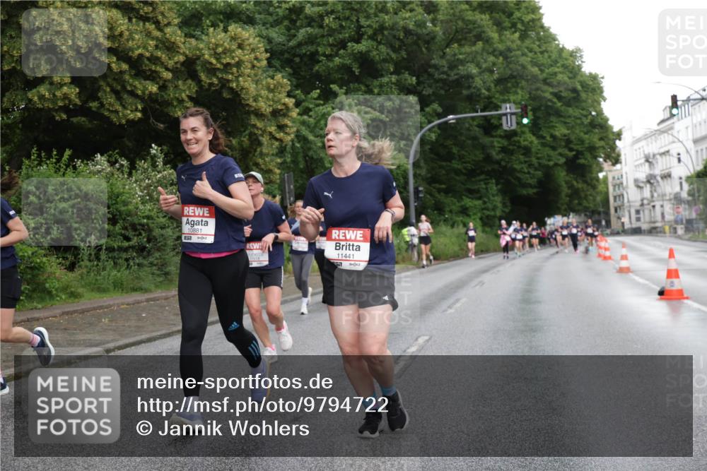 14.06.2026 - REWE Women's Run Jannik Wohlers http://msf.ph/oto/9794722 14.06.2026 09:55:10 Laufen 10881, 7, 11441 meine-sportfotos.de