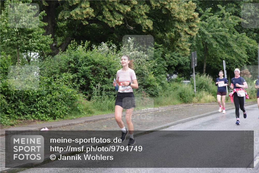 14.06.2026 - REWE Women's Run Jannik Wohlers http://msf.ph/oto/9794749 14.06.2026 09:55:19 Laufen 11434 meine-sportfotos.de