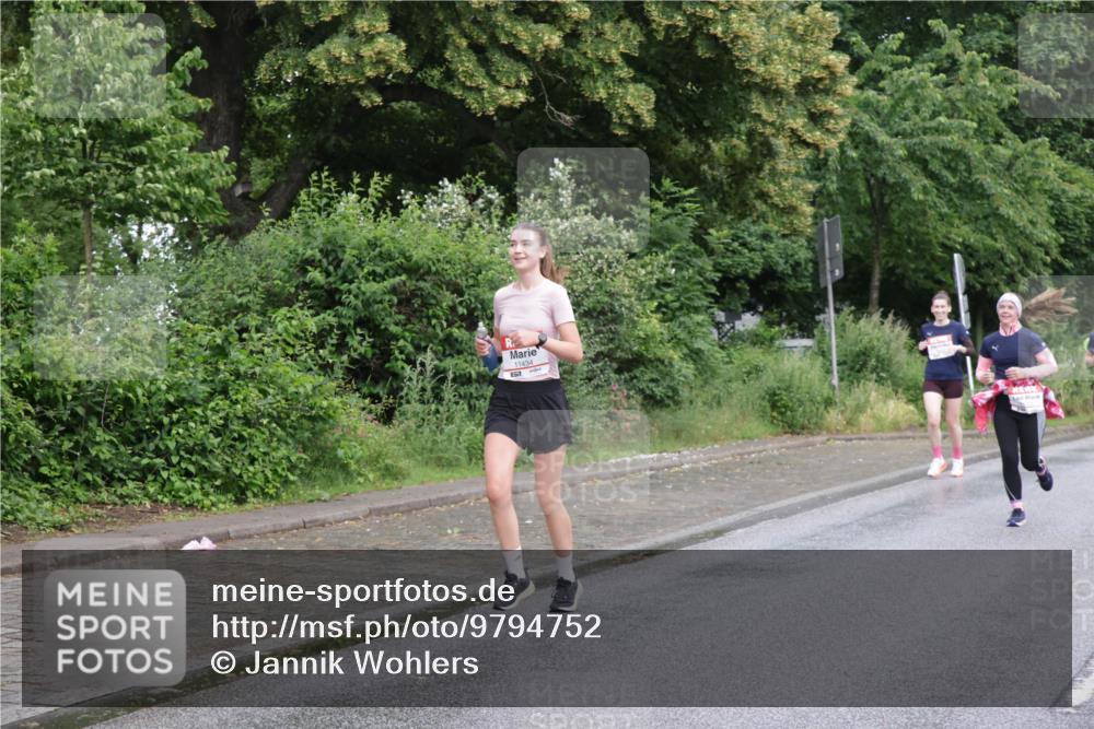 14.06.2026 - REWE Women's Run Jannik Wohlers http://msf.ph/oto/9794752 14.06.2026 09:55:19 Laufen 11434 meine-sportfotos.de