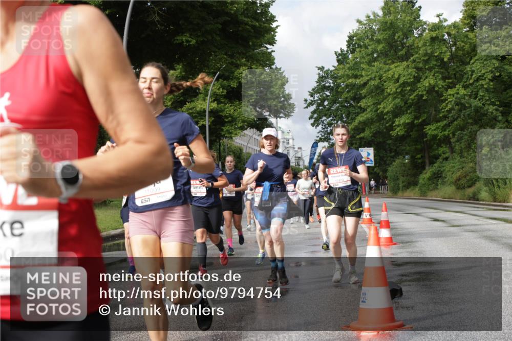 14.06.2026 - REWE Women's Run Jannik Wohlers http://msf.ph/oto/9794754 14.06.2026 09:08:49 Laufen 0, 11009, 7 meine-sportfotos.de