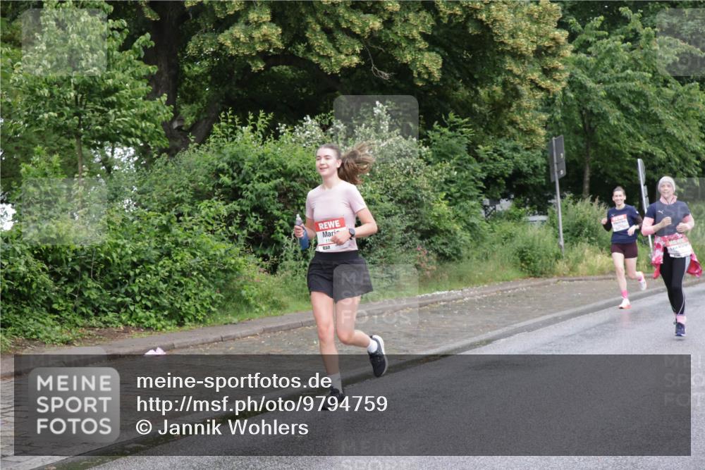 14.06.2026 - REWE Women's Run Jannik Wohlers http://msf.ph/oto/9794759 14.06.2026 09:55:19 Laufen 115 meine-sportfotos.de