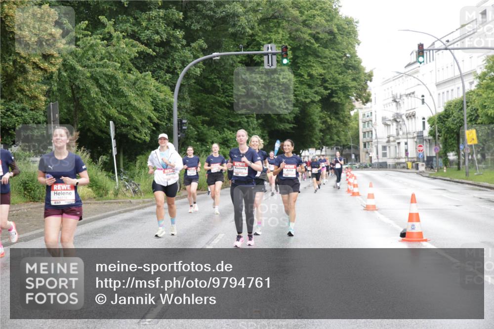 14.06.2026 - REWE Women's Run Jannik Wohlers http://msf.ph/oto/9794761 14.06.2026 09:55:22 Laufen 10776 meine-sportfotos.de