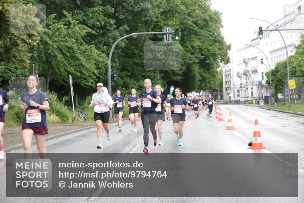 14.06.2026 - REWE Women's Run Jannik Wohlers http://msf.ph/oto/9794764 14.06.2026 09:55:22 Laufen 10776, 657, 11353, 01 meine-sportfotos.de