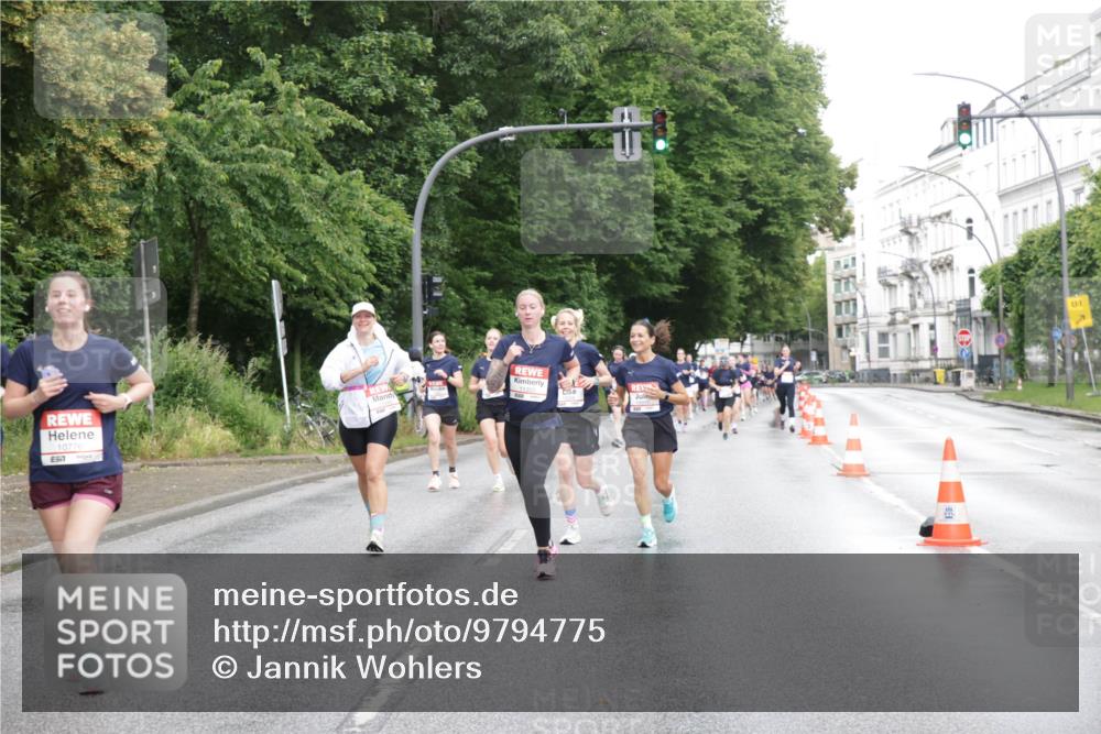 14.06.2026 - REWE Women's Run Jannik Wohlers http://msf.ph/oto/9794775 14.06.2026 09:55:22 Laufen 10776, 7, 1 meine-sportfotos.de