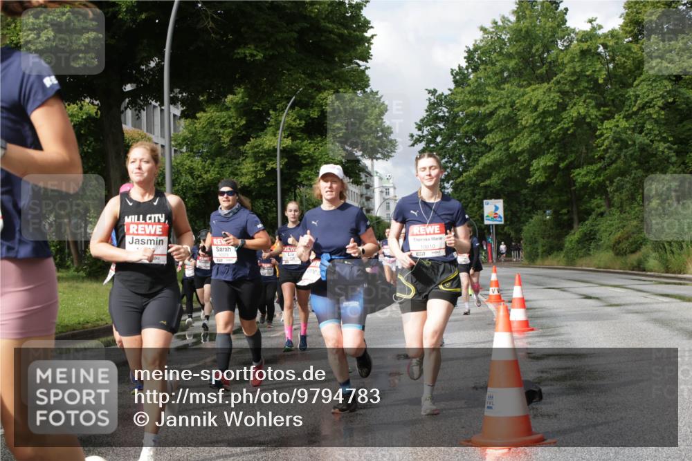 14.06.2026 - REWE Women's Run Jannik Wohlers http://msf.ph/oto/9794783 14.06.2026 09:08:50 Laufen 11228, 10810 meine-sportfotos.de