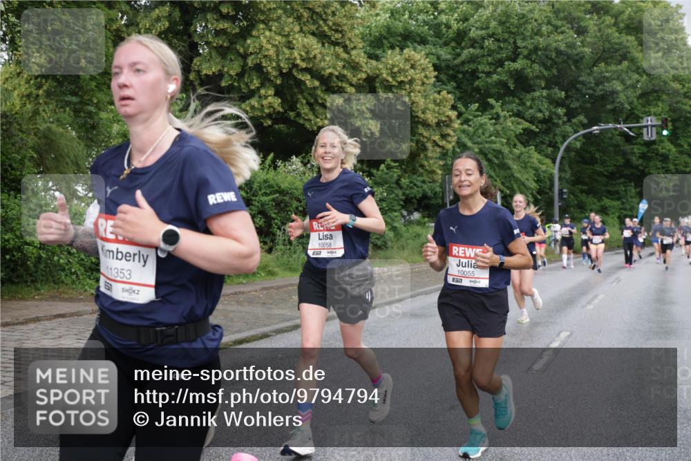 14.06.2026 - REWE Women's Run Jannik Wohlers http://msf.ph/oto/9794794 14.06.2026 09:55:26 Laufen 11353, 10058, 10055, 7 meine-sportfotos.de