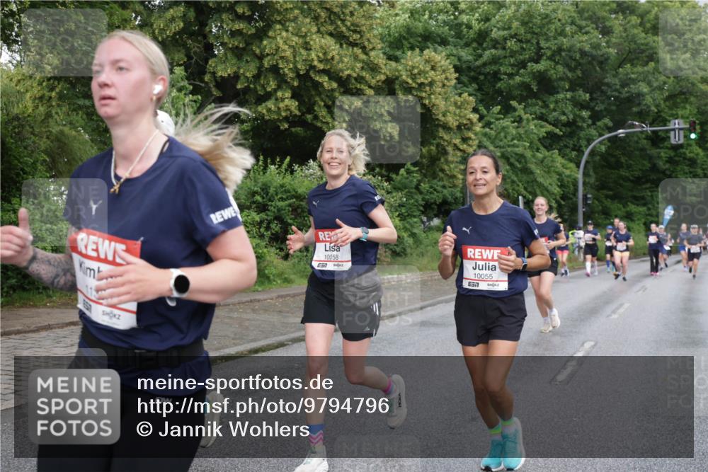14.06.2026 - REWE Women's Run Jannik Wohlers http://msf.ph/oto/9794796 14.06.2026 09:55:26 Laufen 10058, 57, 10055, 7 meine-sportfotos.de