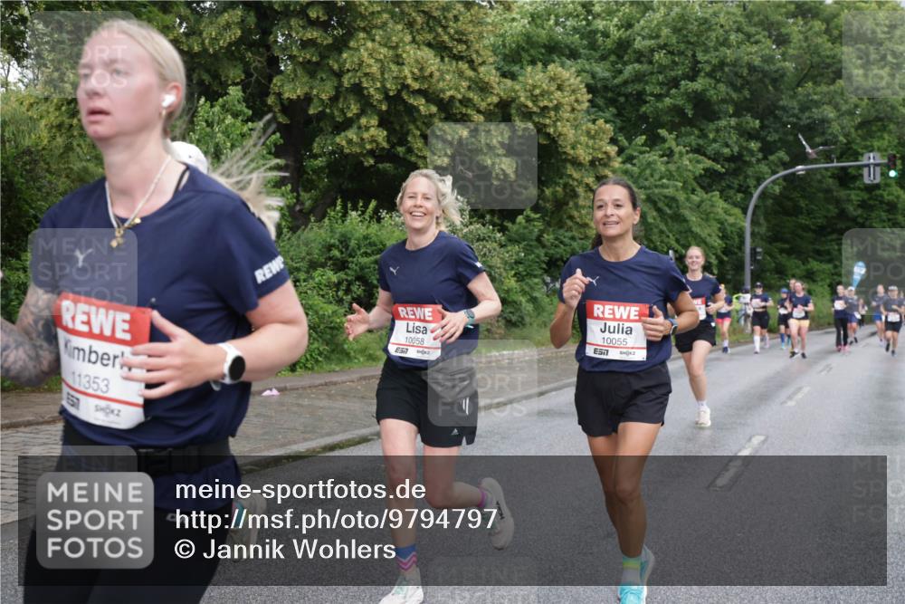 14.06.2026 - REWE Women's Run Jannik Wohlers http://msf.ph/oto/9794797 14.06.2026 09:55:26 Laufen 11353, 7, 10058, 10055 meine-sportfotos.de