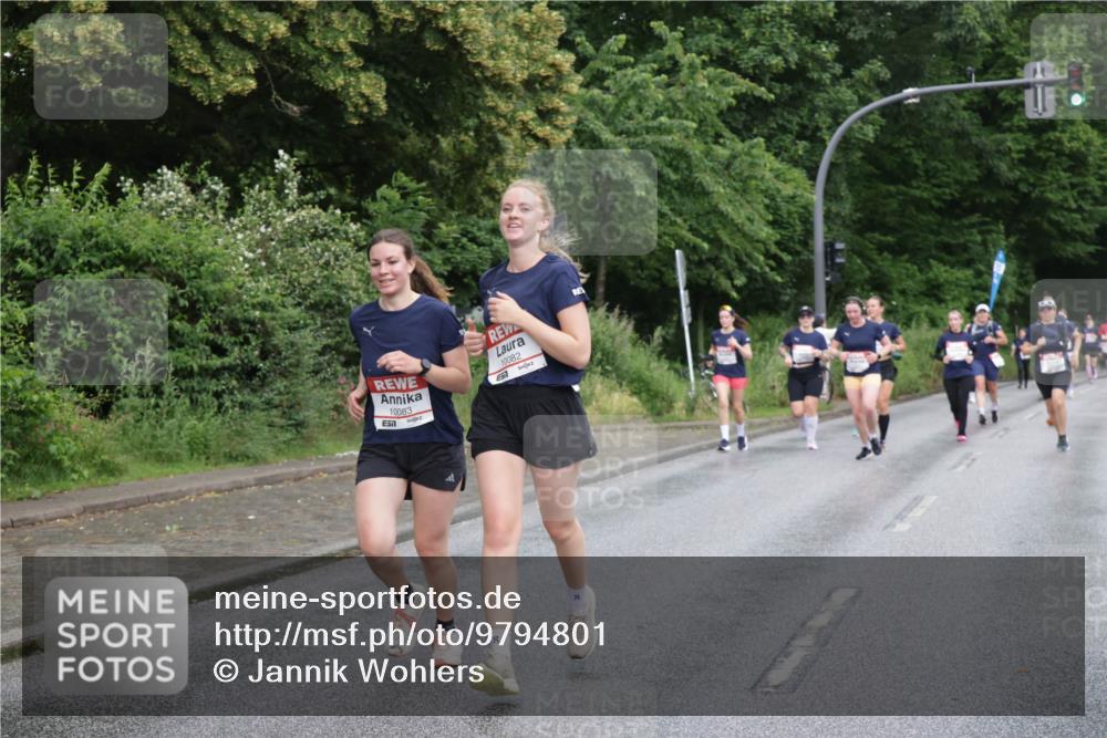 14.06.2026 - REWE Women's Run Jannik Wohlers http://msf.ph/oto/9794801 14.06.2026 09:55:27 Laufen 10083, 10082 meine-sportfotos.de