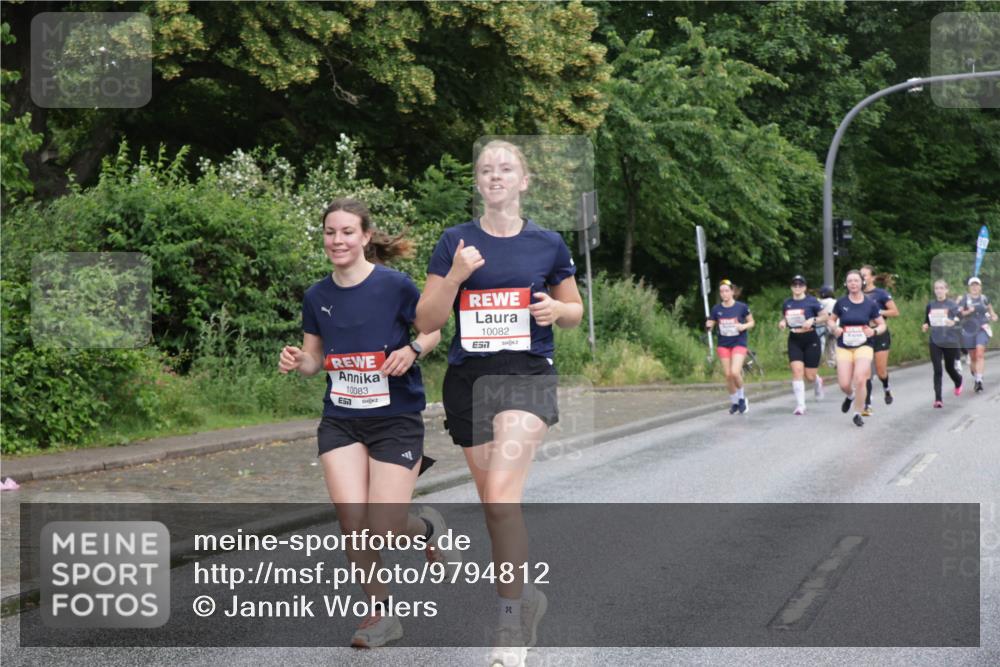 14.06.2026 - REWE Women's Run Jannik Wohlers http://msf.ph/oto/9794812 14.06.2026 09:55:27 Laufen 10083, 10082, 7, 90 meine-sportfotos.de