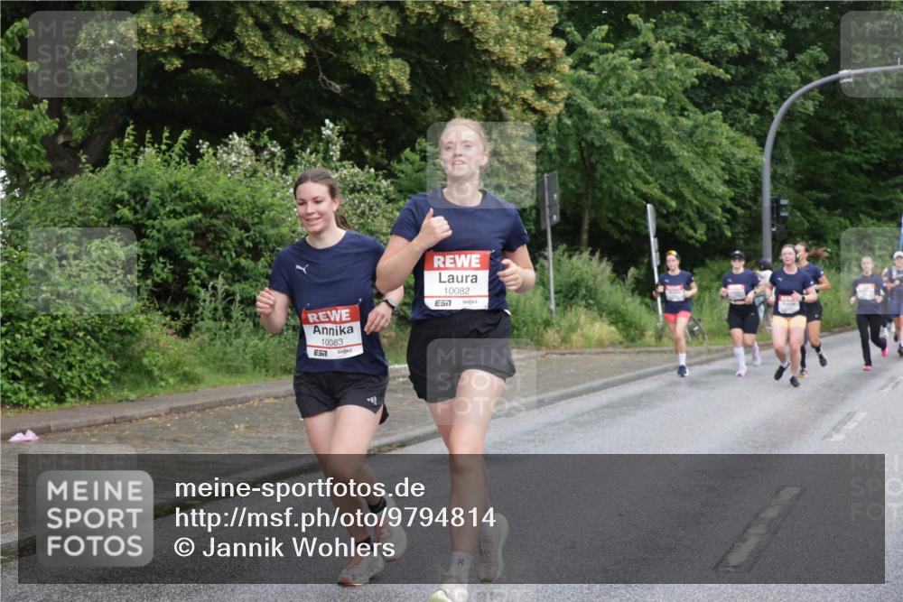 14.06.2026 - REWE Women's Run Jannik Wohlers http://msf.ph/oto/9794814 14.06.2026 09:55:27 Laufen 10083, 10082, 7, 90 meine-sportfotos.de