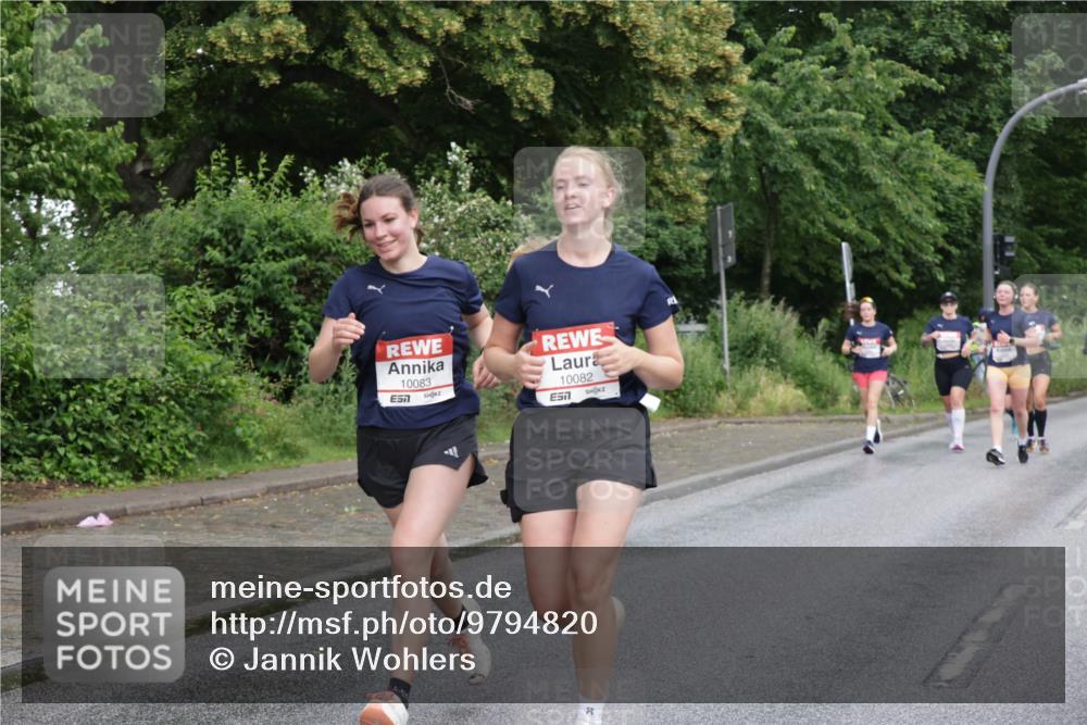 14.06.2026 - REWE Women's Run Jannik Wohlers http://msf.ph/oto/9794820 14.06.2026 09:55:27 Laufen 10083, 10082, 7, 90 meine-sportfotos.de