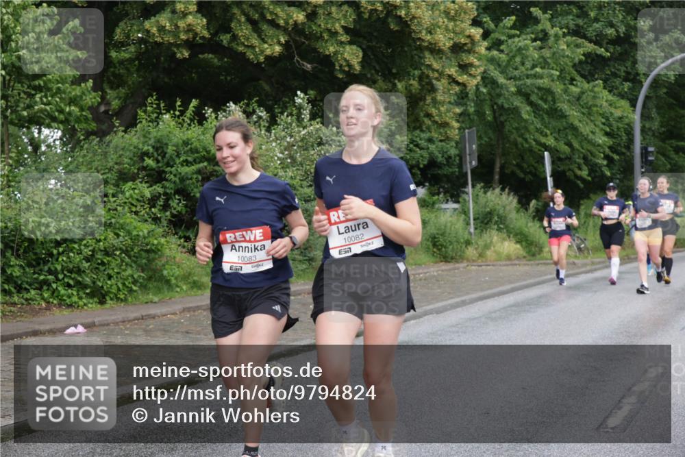 14.06.2026 - REWE Women's Run Jannik Wohlers http://msf.ph/oto/9794824 14.06.2026 09:55:27 Laufen 10083, 10082, 7, 33 meine-sportfotos.de
