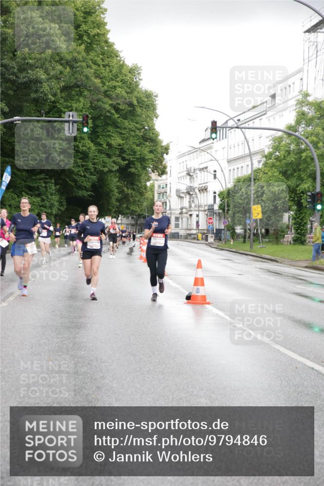 14.06.2026 - REWE Women's Run Jannik Wohlers http://msf.ph/oto/9794846 14.06.2026 09:55:31 Laufen 01 meine-sportfotos.de