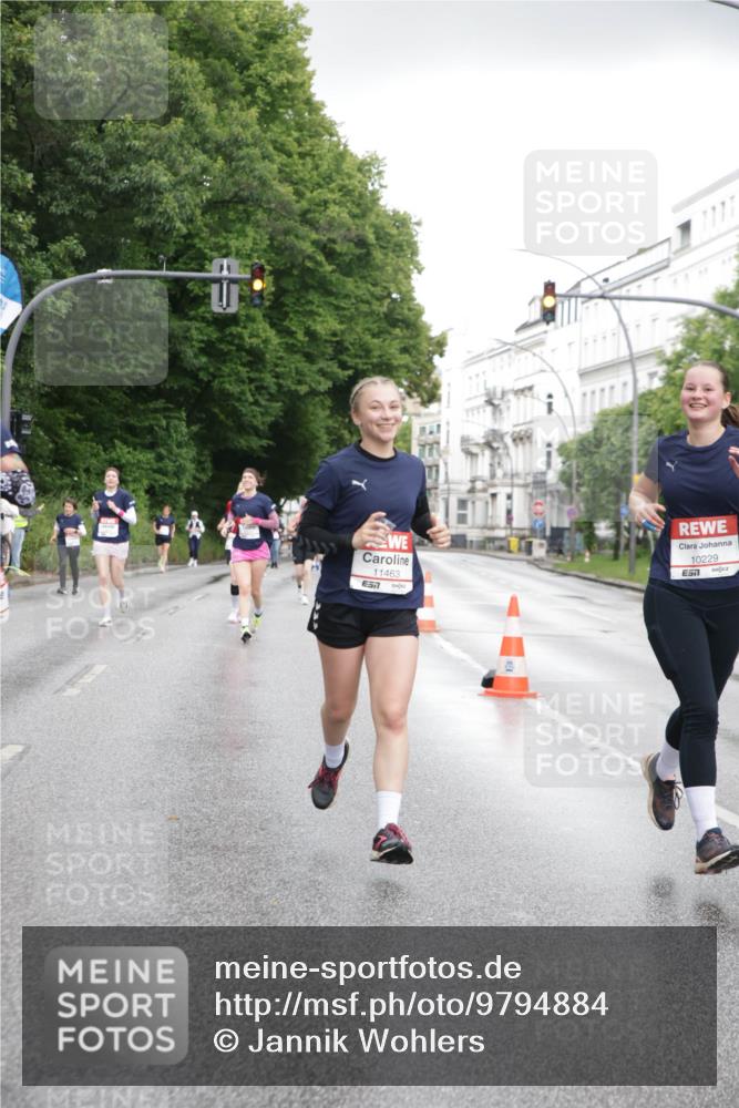 14.06.2026 - REWE Women's Run Jannik Wohlers http://msf.ph/oto/9794884 14.06.2026 09:55:34 Laufen 11463, 7, 10229 meine-sportfotos.de