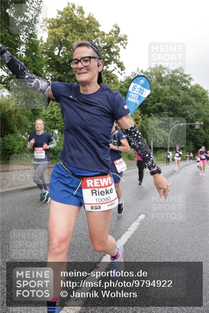 14.06.2026 - REWE Women's Run Jannik Wohlers http://msf.ph/oto/9794922 14.06.2026 09:55:36 Laufen 6, 00, 10090 meine-sportfotos.de