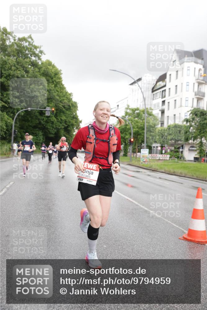 14.06.2026 - REWE Women's Run Jannik Wohlers http://msf.ph/oto/9794959 14.06.2026 09:55:42 Laufen 11385, 7 meine-sportfotos.de
