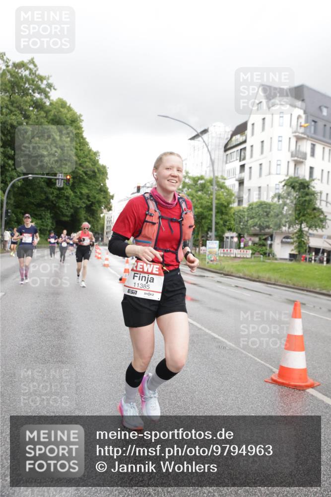 14.06.2026 - REWE Women's Run Jannik Wohlers http://msf.ph/oto/9794963 14.06.2026 09:55:42 Laufen 11385, 7 meine-sportfotos.de