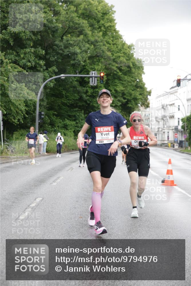 14.06.2026 - REWE Women's Run Jannik Wohlers http://msf.ph/oto/9794976 14.06.2026 09:55:44 Laufen 10433, 657, 10, 57 meine-sportfotos.de
