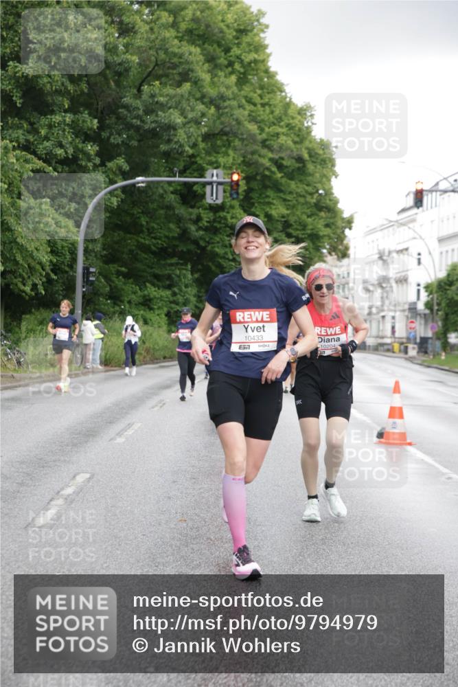 14.06.2026 - REWE Women's Run Jannik Wohlers http://msf.ph/oto/9794979 14.06.2026 09:55:44 Laufen 10433, 7, 10204 meine-sportfotos.de