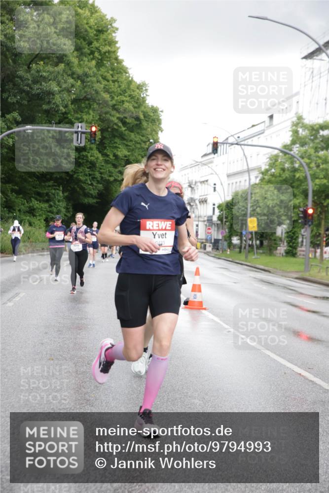 14.06.2026 - REWE Women's Run Jannik Wohlers http://msf.ph/oto/9794993 14.06.2026 09:55:44 Laufen 0433 meine-sportfotos.de