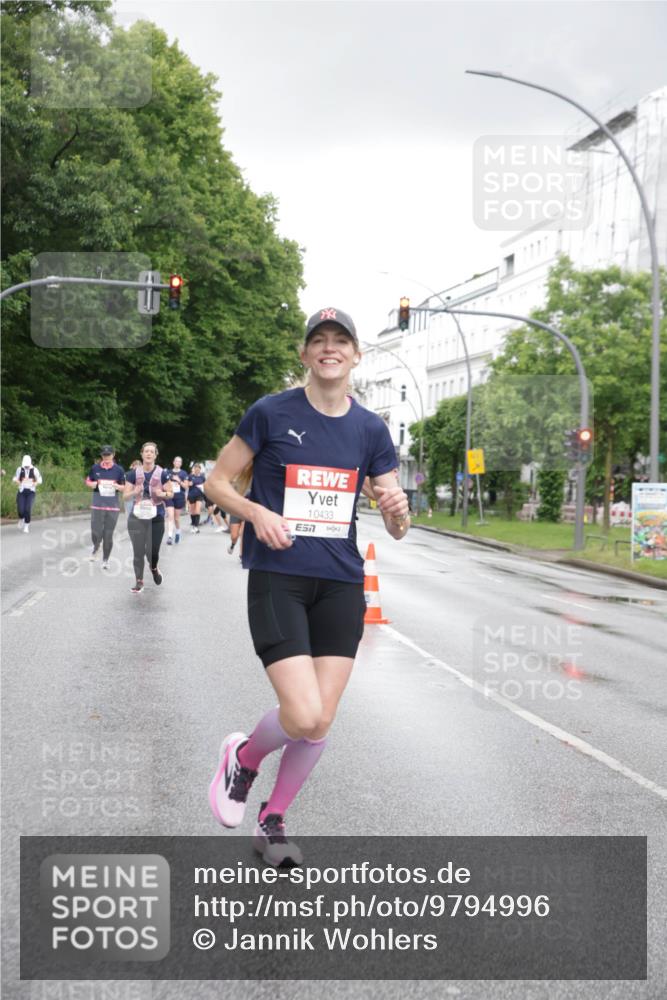 14.06.2026 - REWE Women's Run Jannik Wohlers http://msf.ph/oto/9794996 14.06.2026 09:55:44 Laufen 10433 meine-sportfotos.de