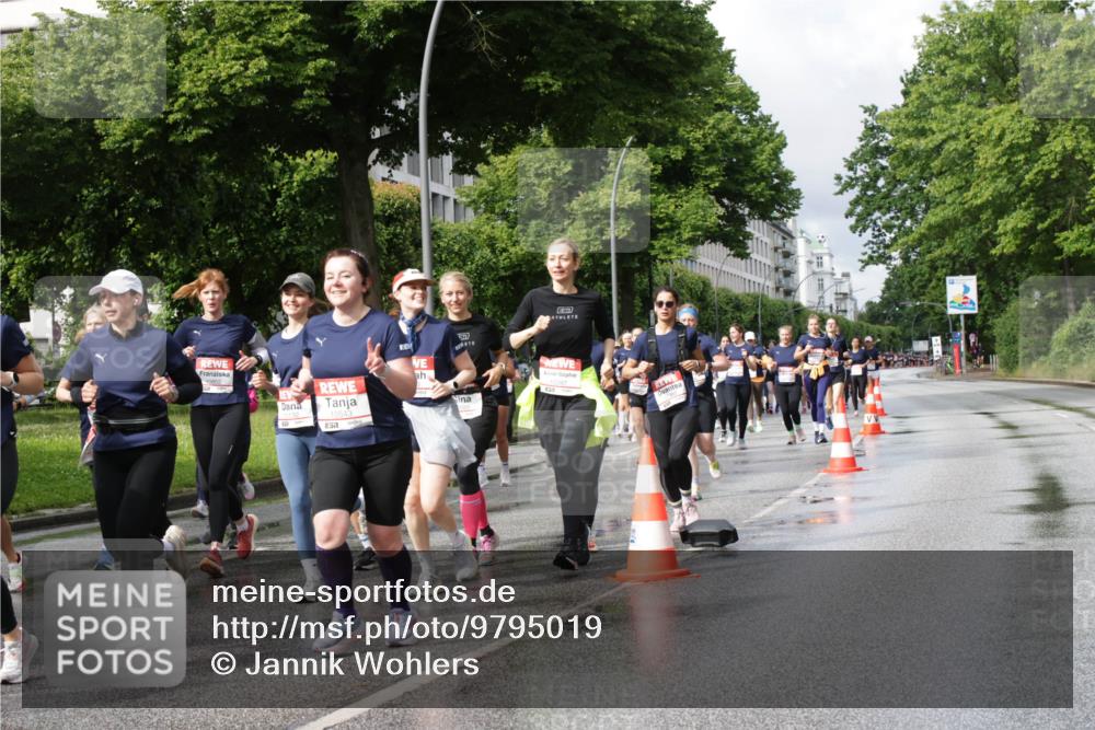 14.06.2026 - REWE Women's Run Jannik Wohlers http://msf.ph/oto/9795019 14.06.2026 09:09:13 Laufen 10802, 10543, 577 meine-sportfotos.de