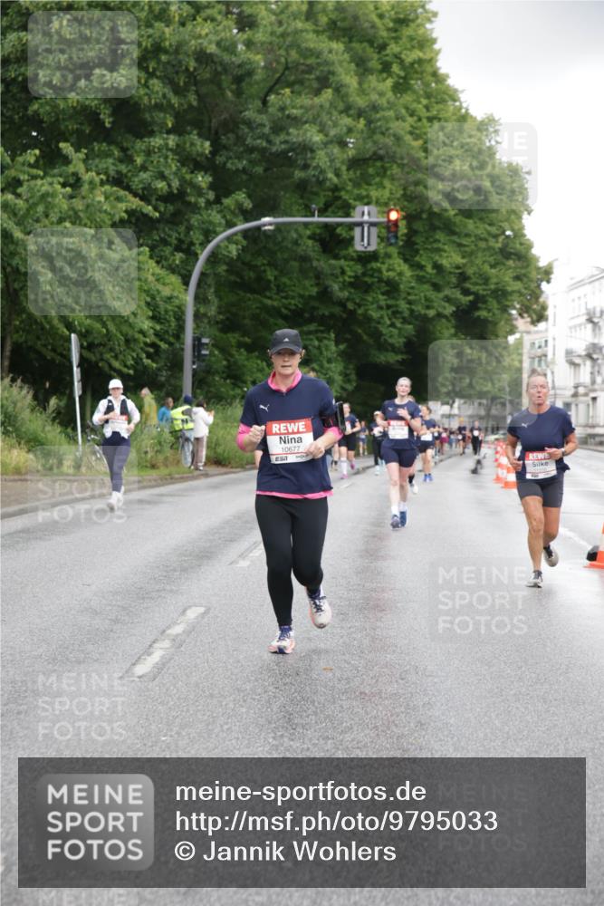 14.06.2026 - REWE Women's Run Jannik Wohlers http://msf.ph/oto/9795033 14.06.2026 09:55:49 Laufen 10677 meine-sportfotos.de