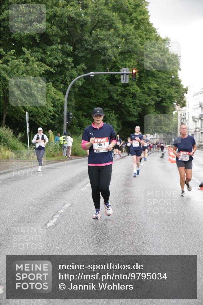 14.06.2026 - REWE Women's Run Jannik Wohlers http://msf.ph/oto/9795034 14.06.2026 09:55:49 Laufen 10677 meine-sportfotos.de