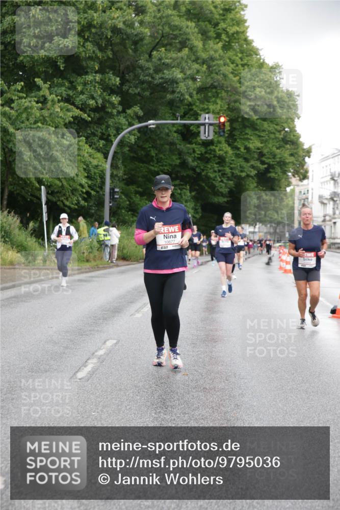 14.06.2026 - REWE Women's Run Jannik Wohlers http://msf.ph/oto/9795036 14.06.2026 09:55:49 Laufen 10677, 51 meine-sportfotos.de