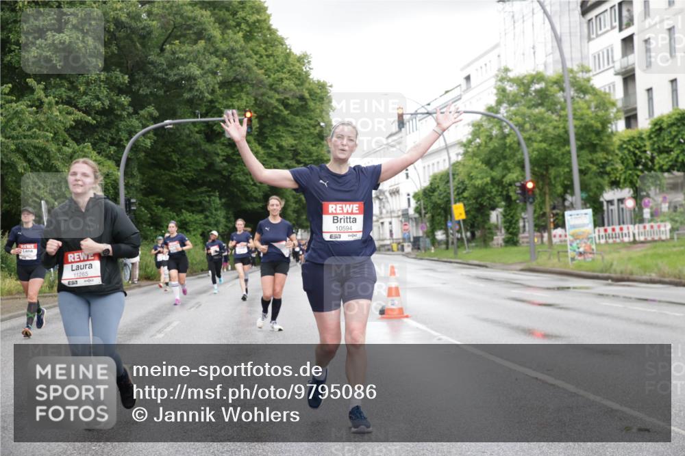 14.06.2026 - REWE Women's Run Jannik Wohlers http://msf.ph/oto/9795086 14.06.2026 09:55:54 Laufen 11265, 651, 10594 meine-sportfotos.de
