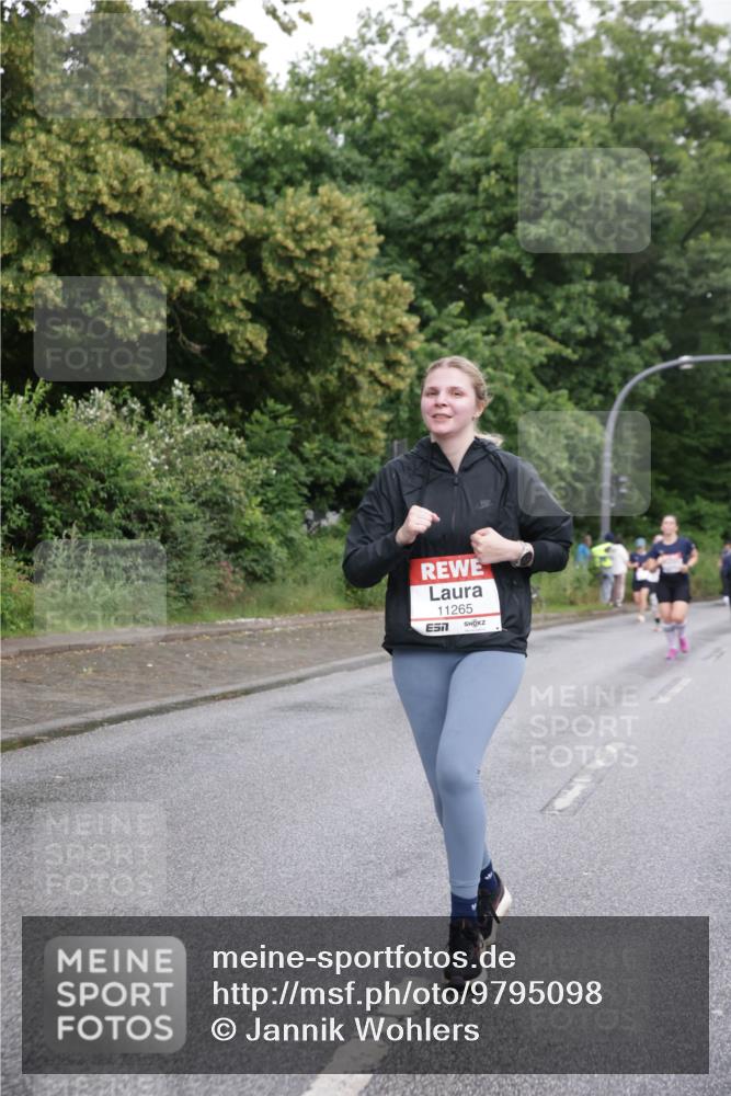 14.06.2026 - REWE Women's Run Jannik Wohlers http://msf.ph/oto/9795098 14.06.2026 09:55:55 Laufen 11265 meine-sportfotos.de